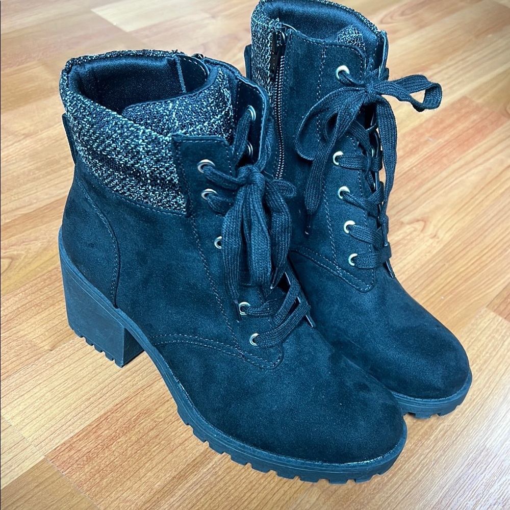 NWOT Sun + Stone Black Lace Up Boots with Chunky Heel